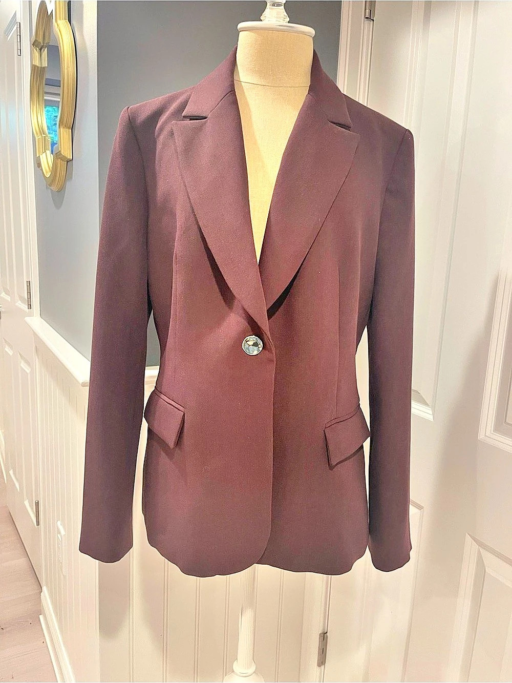 Zara Women's Blazer in Burgundy Size Large Like New